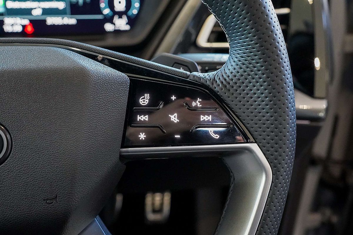 2024 Audi Q4 e-tron 45 F4