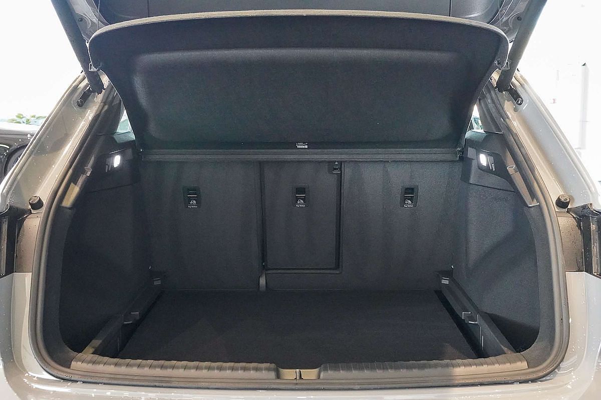 2024 Audi Q4 e-tron 45 F4