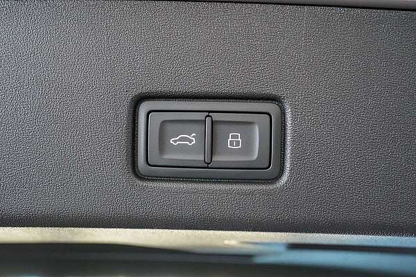 2024 Audi Q4 e-tron 45 F4