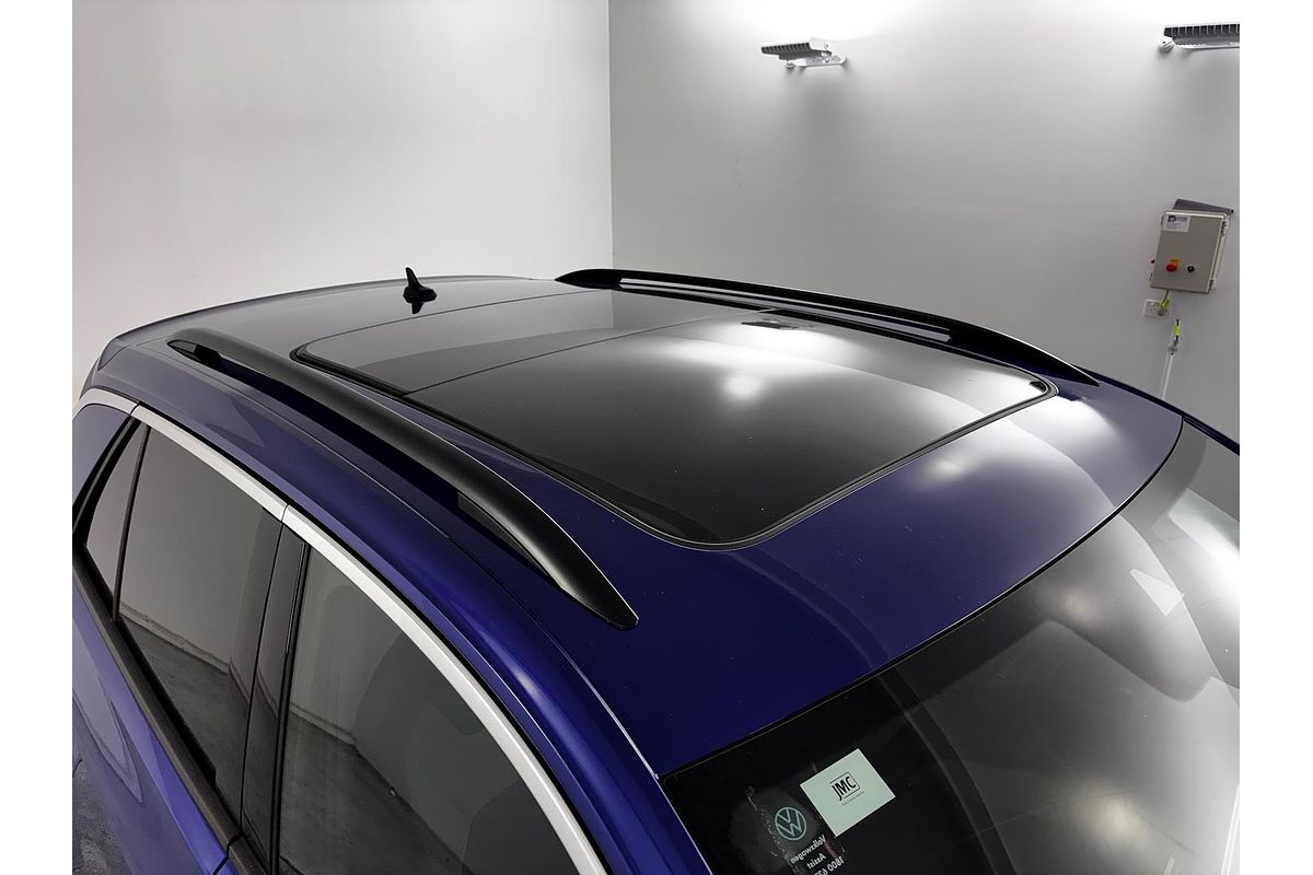 2022 Volkswagen T-Roc R Grid Edition D11