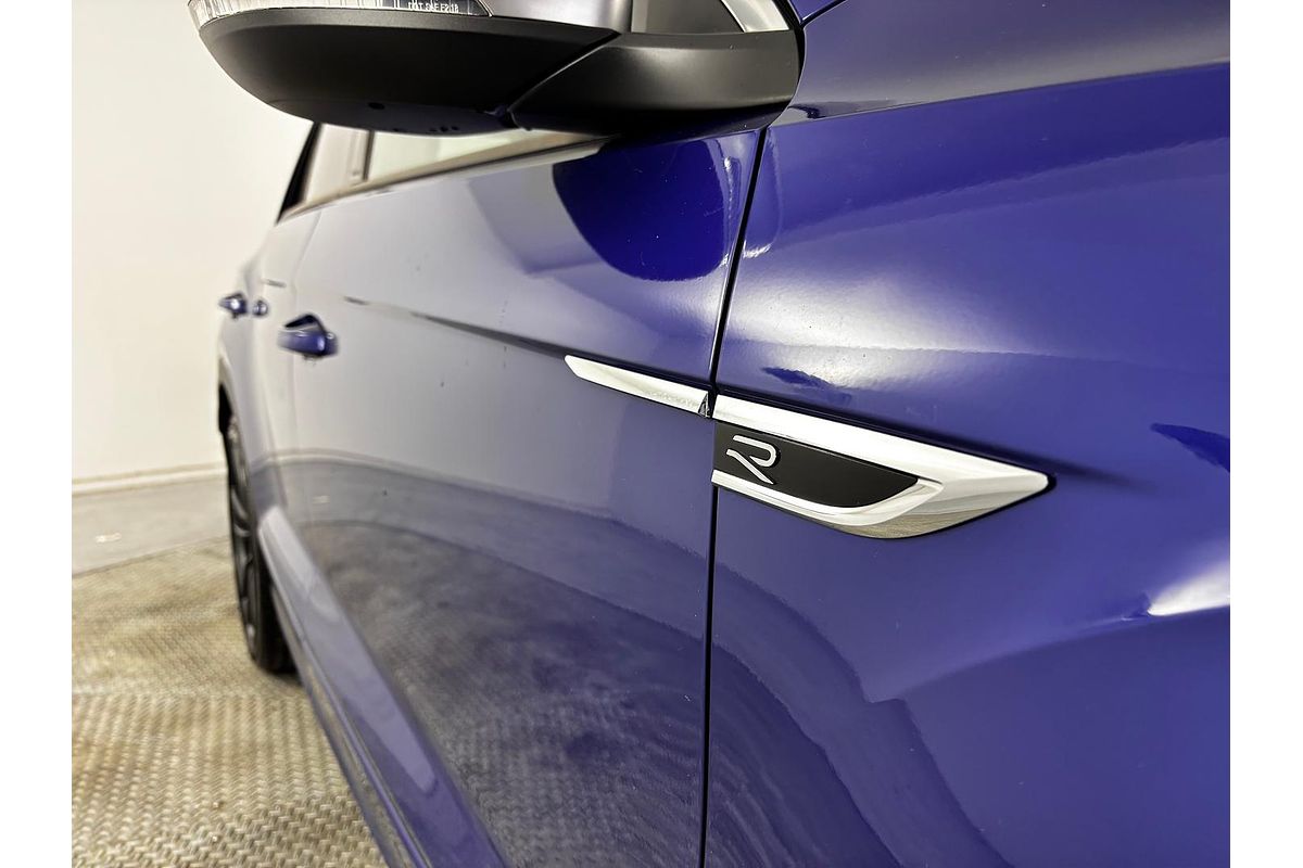 2022 Volkswagen T-Roc R Grid Edition D11