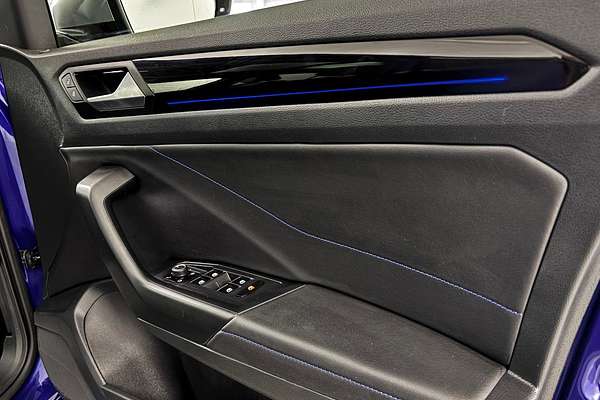 2022 Volkswagen T-Roc R Grid Edition D11