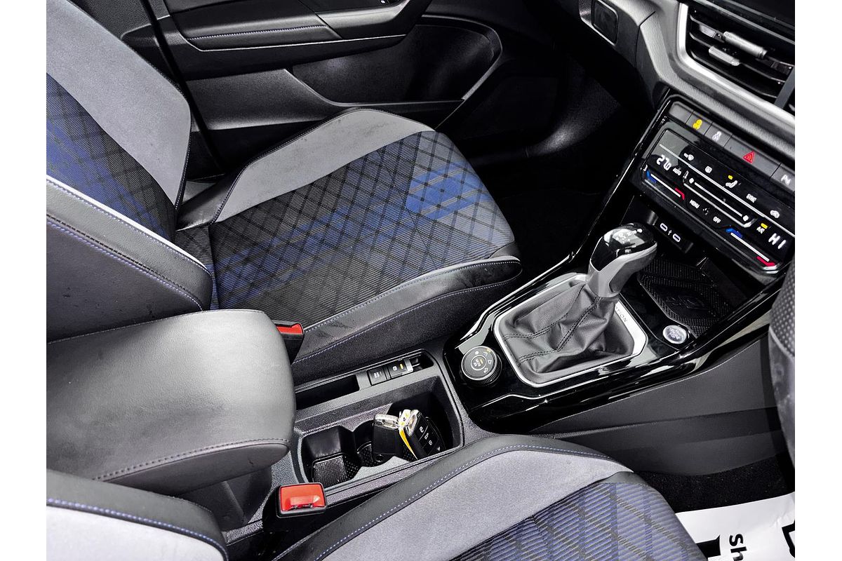 2022 Volkswagen T-Roc R Grid Edition D11