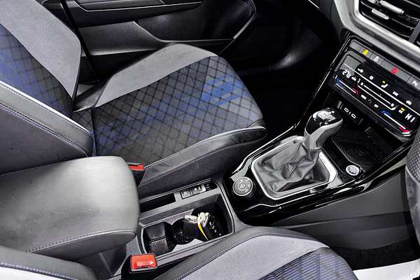 2022 Volkswagen T-Roc R Grid Edition D11