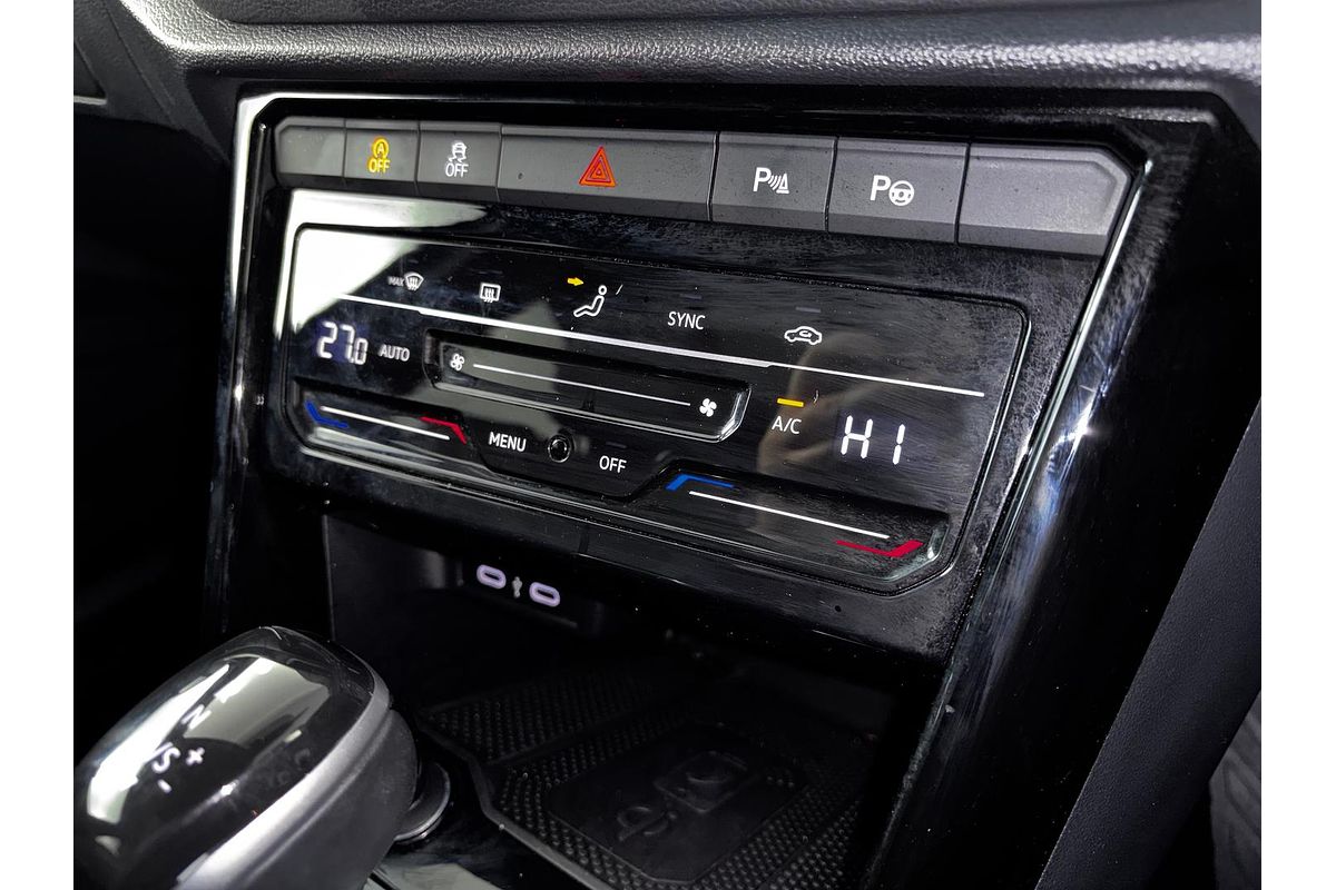 2022 Volkswagen T-Roc R Grid Edition D11