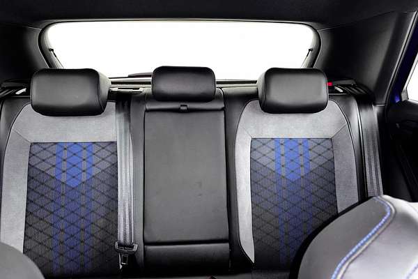 2022 Volkswagen T-Roc R Grid Edition D11
