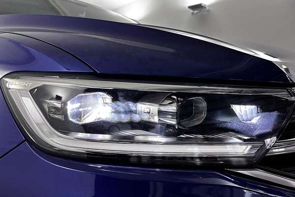 2022 Volkswagen T-Roc R Grid Edition D11