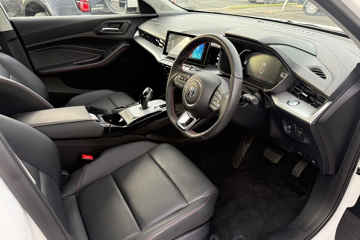 2024 MG MG5 Essence
