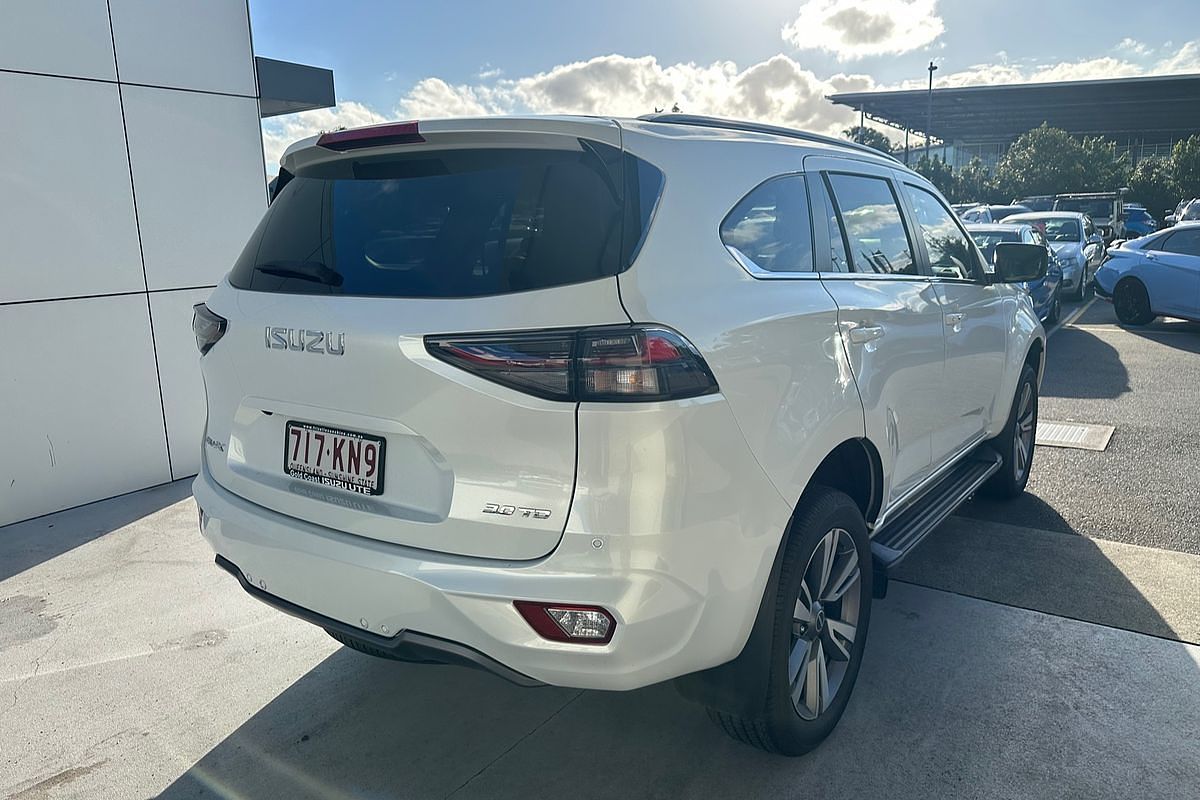 2024 Isuzu MU-X LS-T