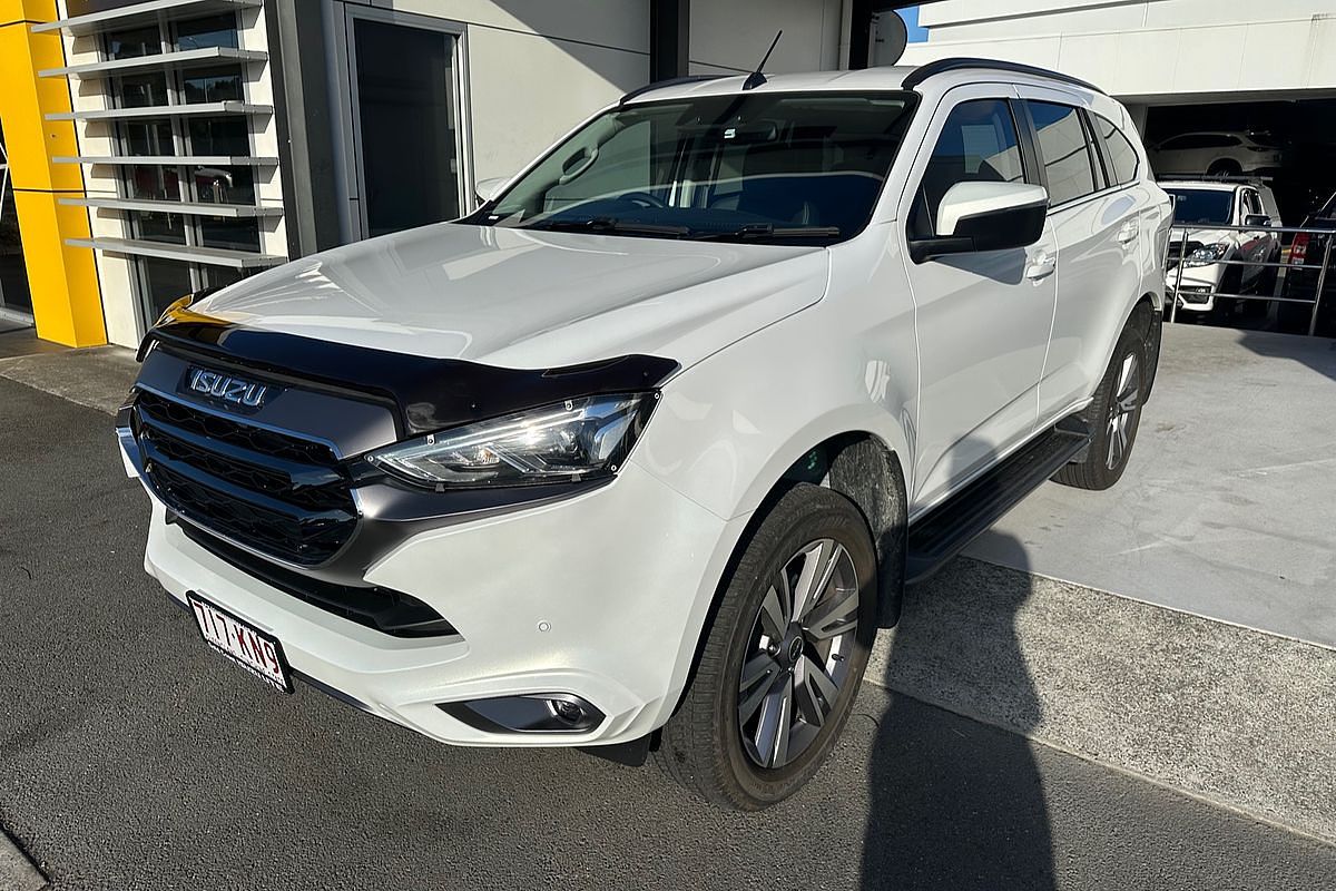 2024 Isuzu MU-X LS-T