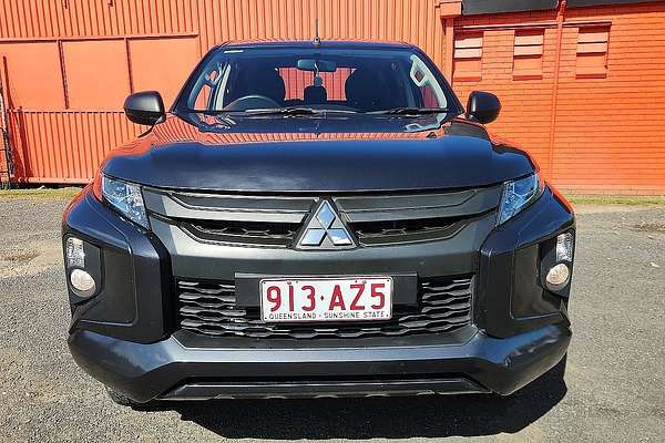 2020 Mitsubishi Triton GLX MR 4X4