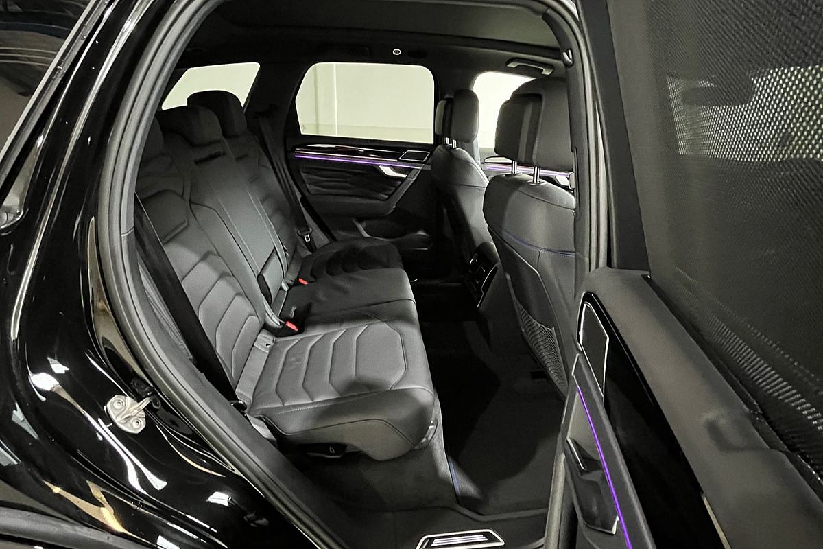 2024 Volkswagen Touareg R RC