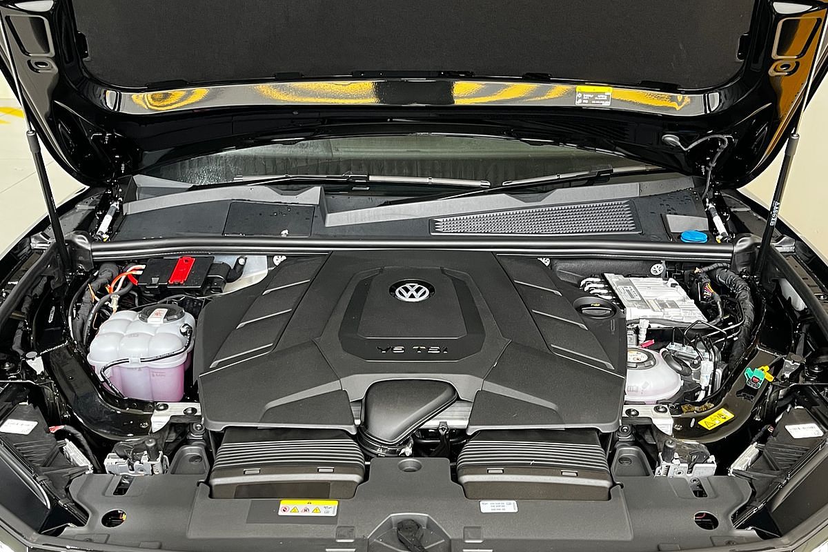 2024 Volkswagen Touareg R RC