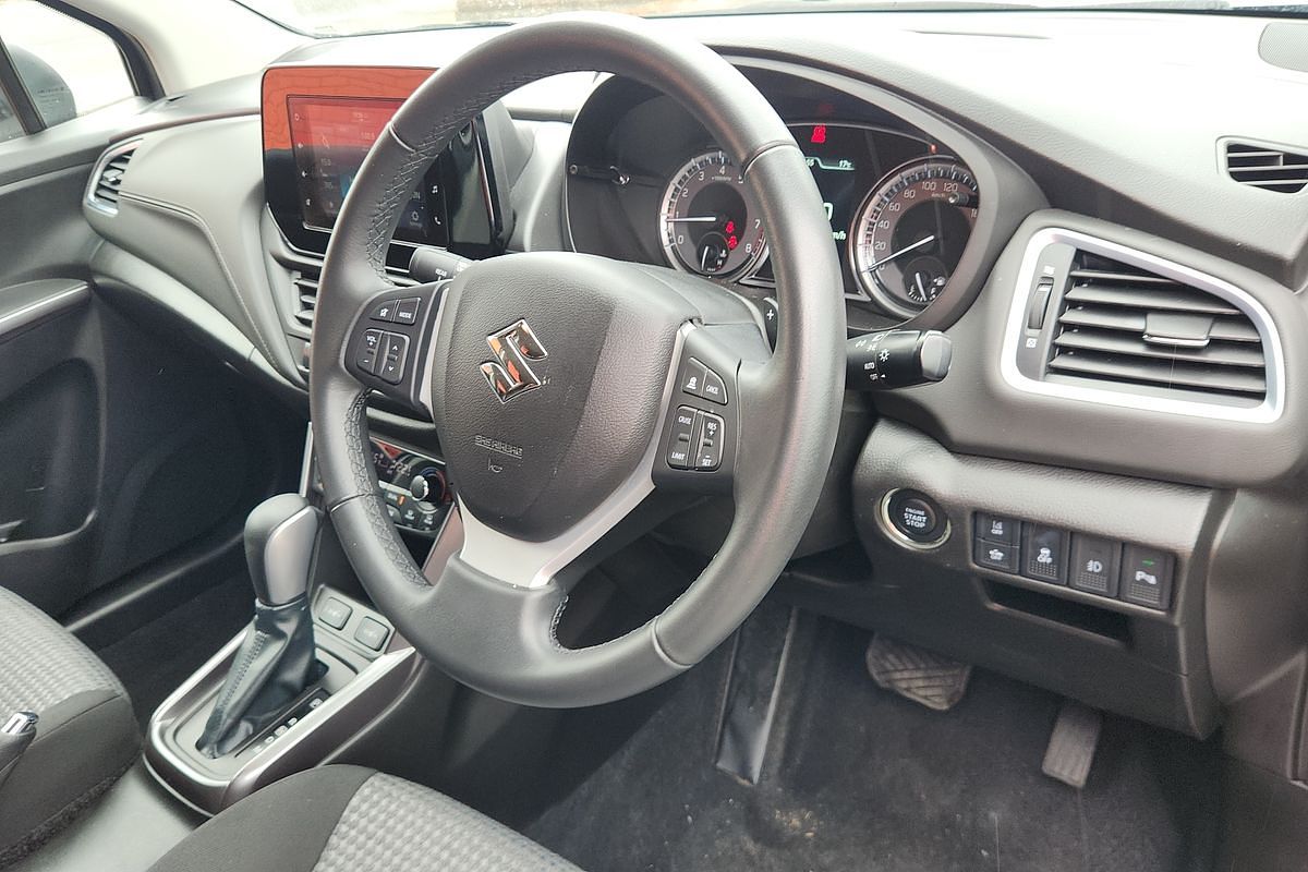 2023 Suzuki S-Cross JYB