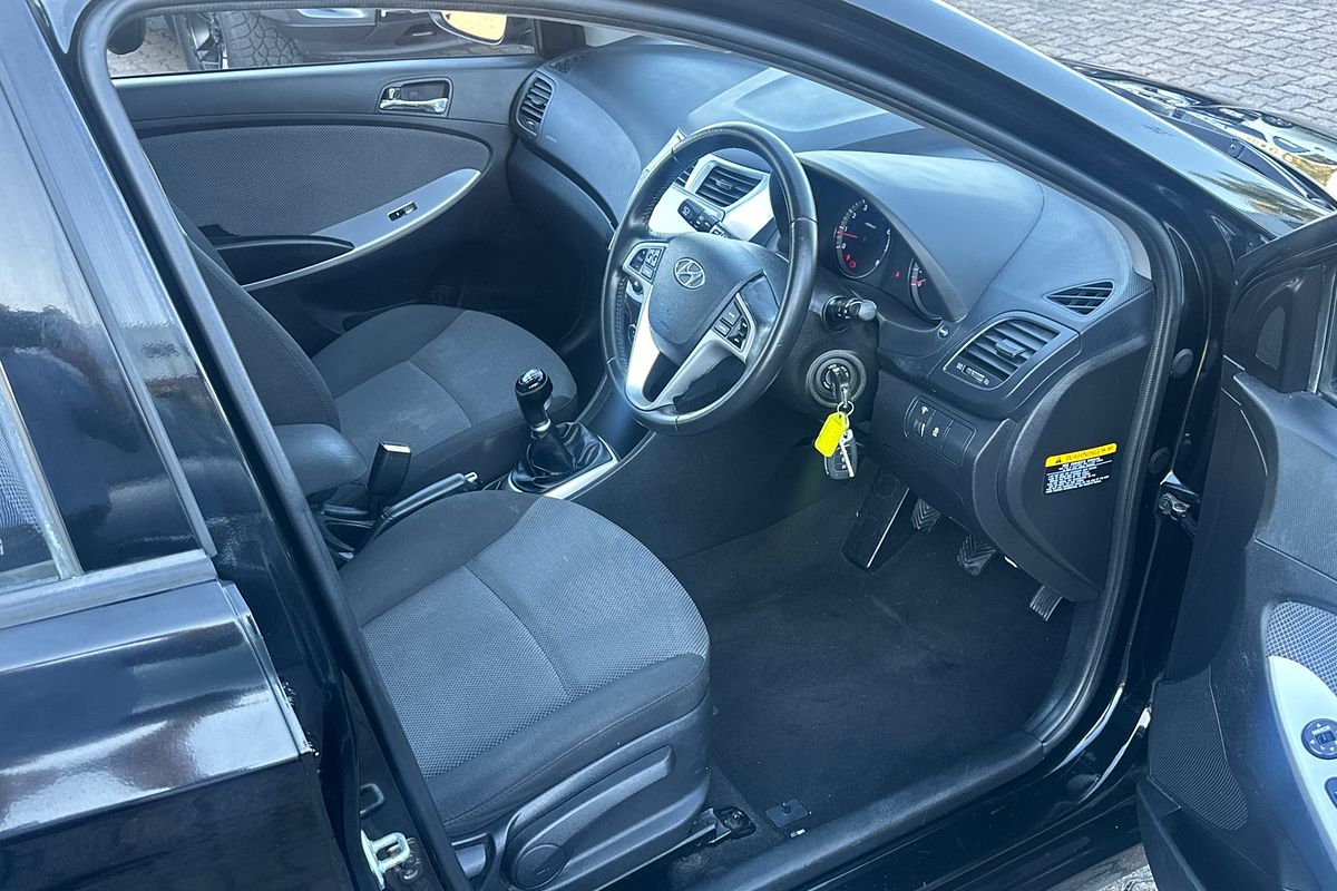 2014 Hyundai Accent SR RB3