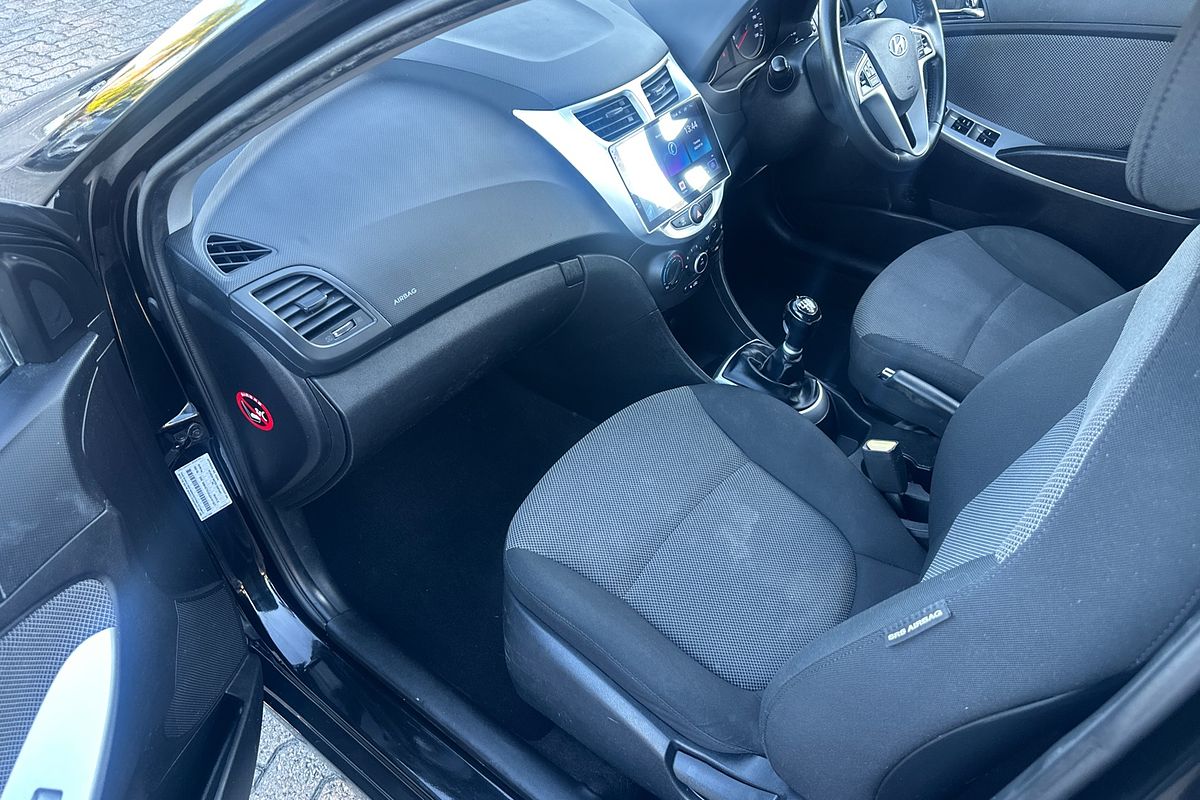 2014 Hyundai Accent SR RB3