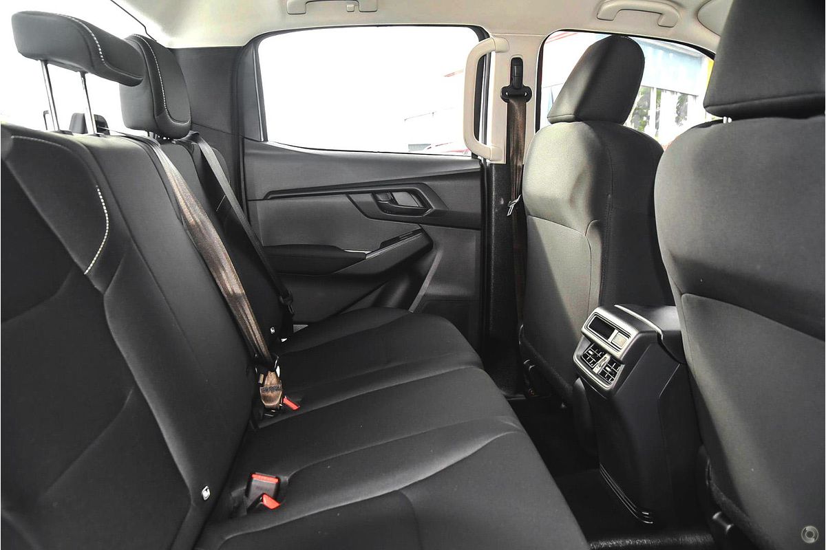 2024 Isuzu D-MAX