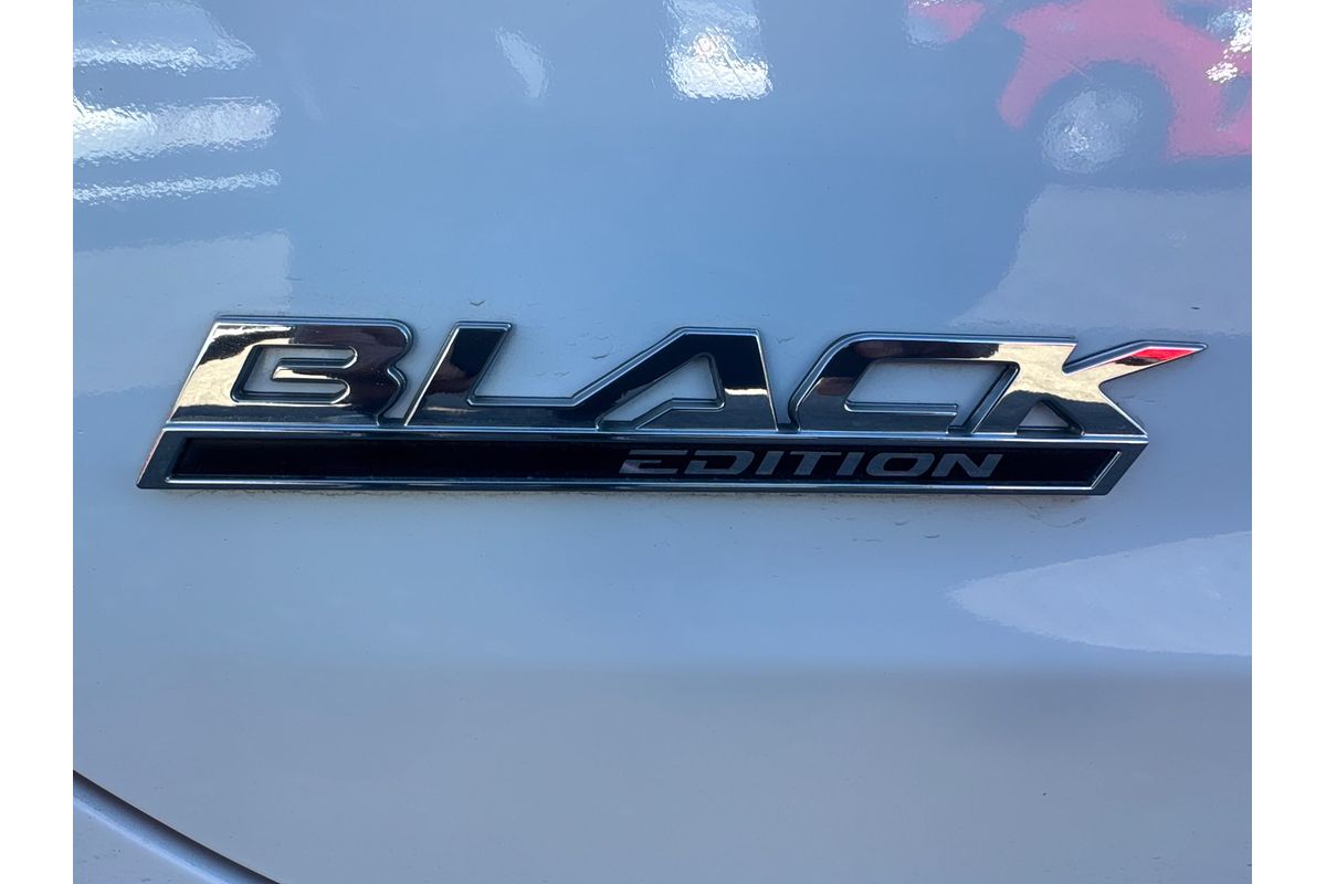 2016 Holden COMMODORE SV6 Black VF Series II