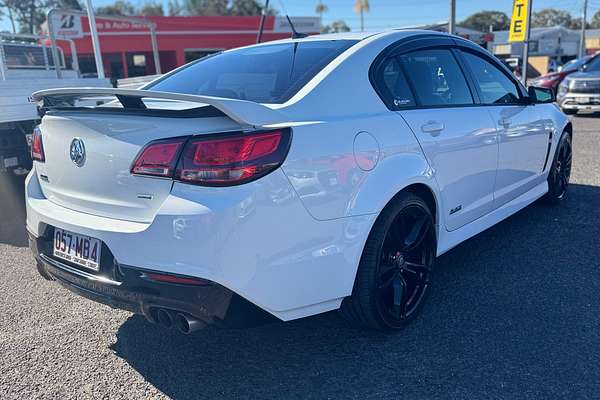 2016 Holden COMMODORE SV6 Black VF Series II