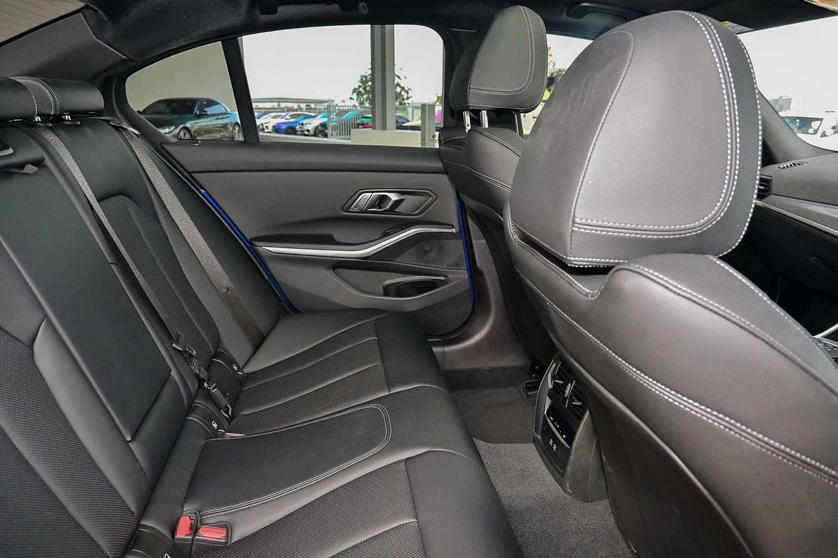2023 BMW 3 Series 330i M Sport G20 LCI