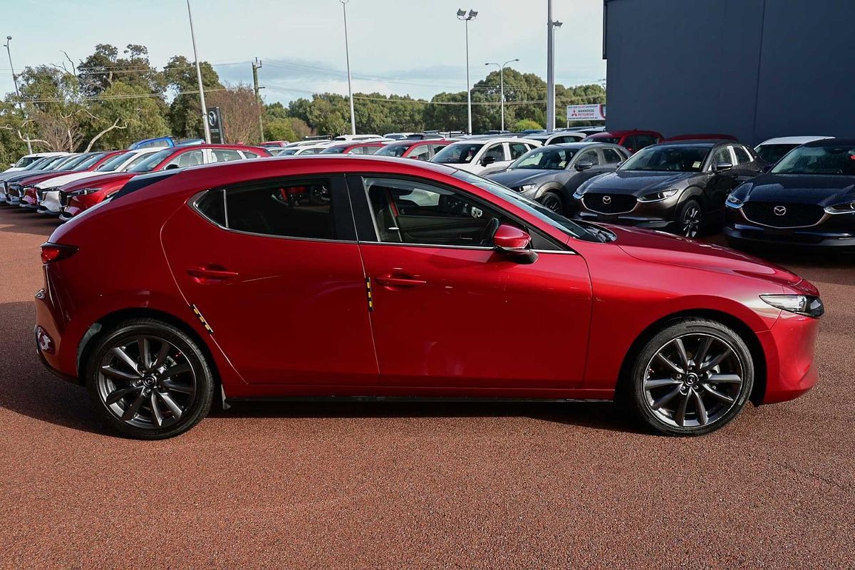 2022 Mazda 3 G20e Evolve M Hybrid BP Series