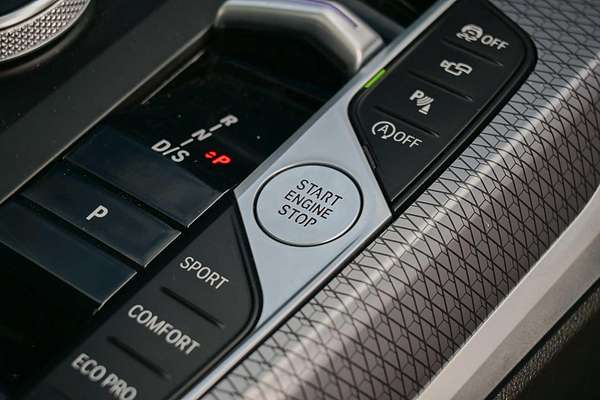 2023 BMW 3 Series 330i M Sport G20 LCI