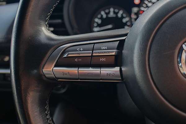2022 Mazda 3 G20e Evolve M Hybrid BP Series