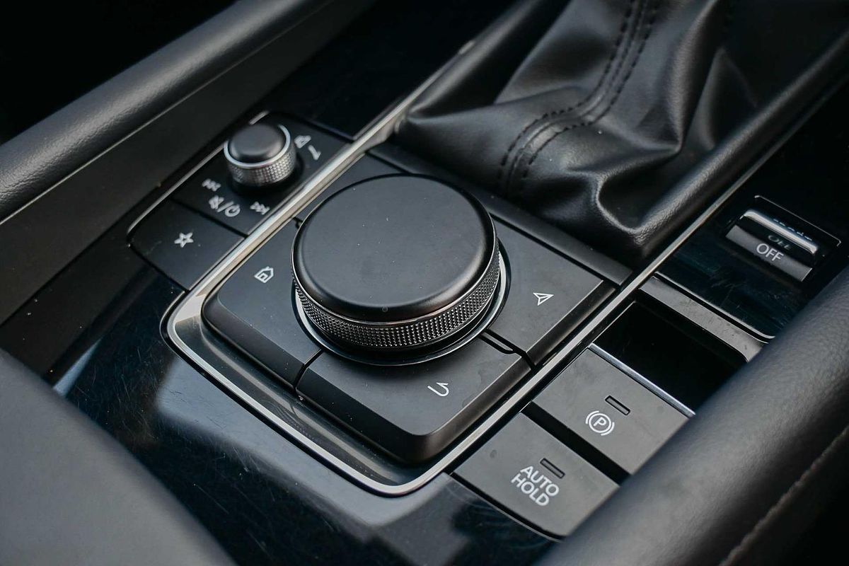2022 Mazda 3 G20e Evolve M Hybrid BP Series