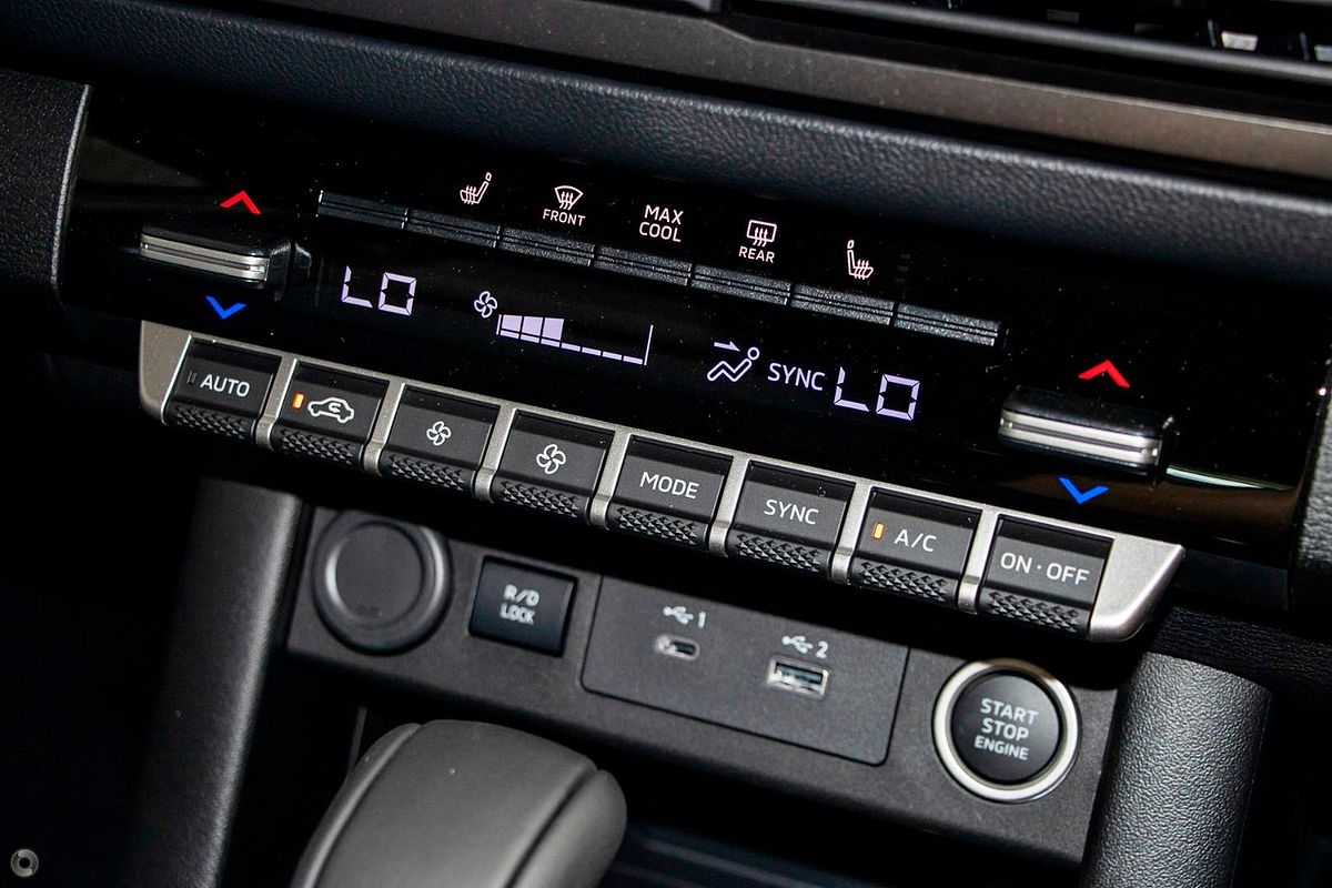 2025 Mitsubishi Triton GSR Special Edition MV 4X4