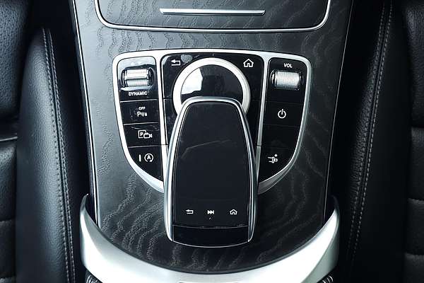 2021 Mercedes-Benz C-Class C200 C205