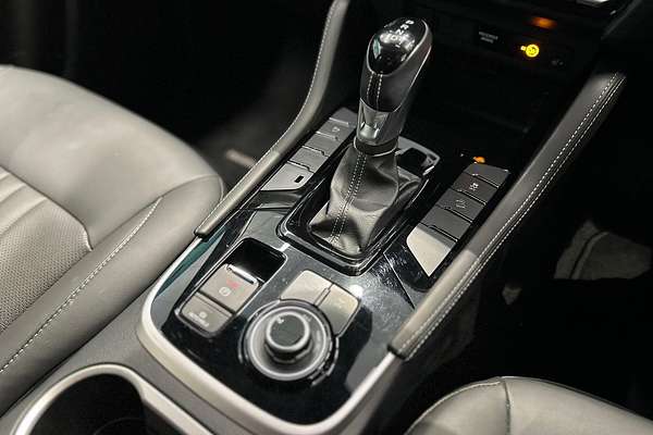 2025 Isuzu MU-X LS-T