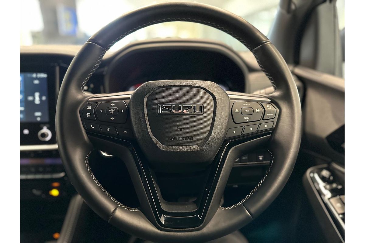 2025 Isuzu MU-X LS-T