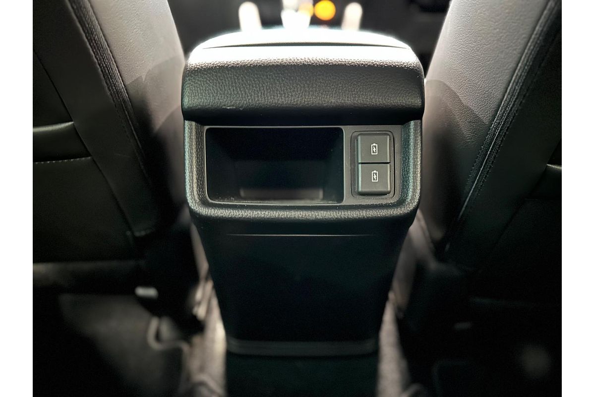 2025 Isuzu MU-X LS-T