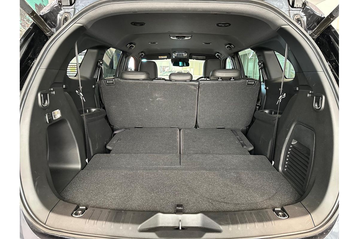 2025 Isuzu MU-X LS-T