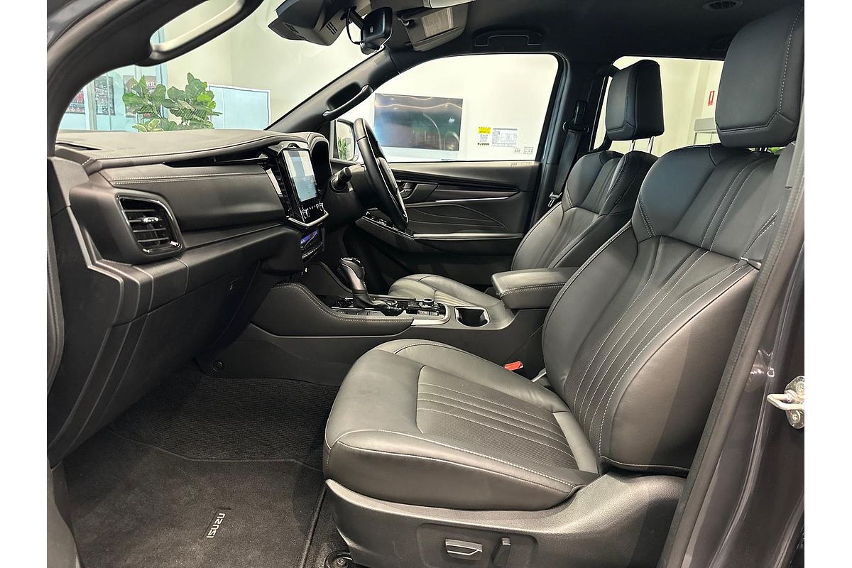 2025 Isuzu MU-X LS-T