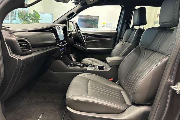 2025 Isuzu MU-X LS-T