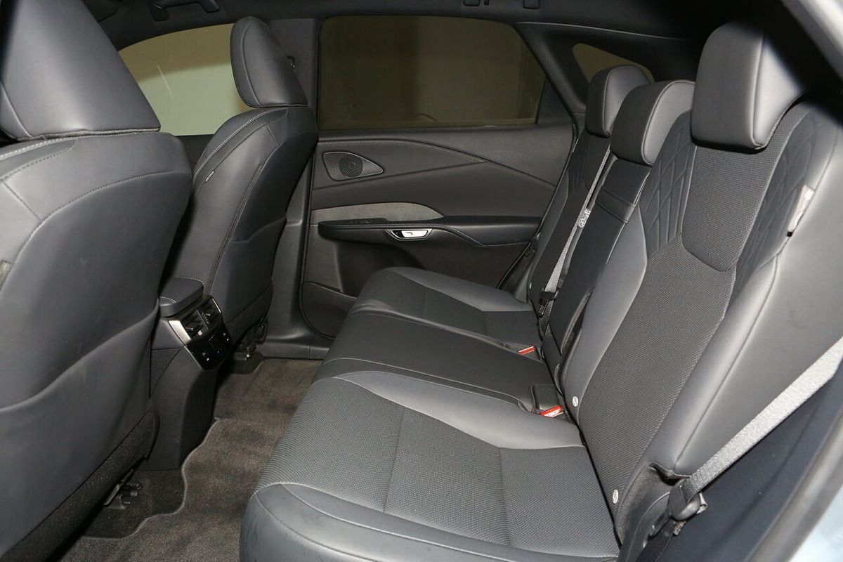 2023 Lexus RX RX350h Luxury AALH10R
