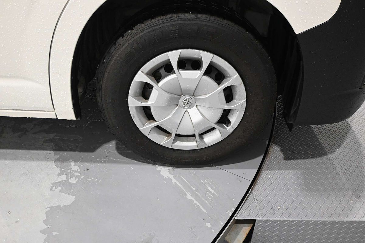 2021 Toyota Hiace GDH300R LWB