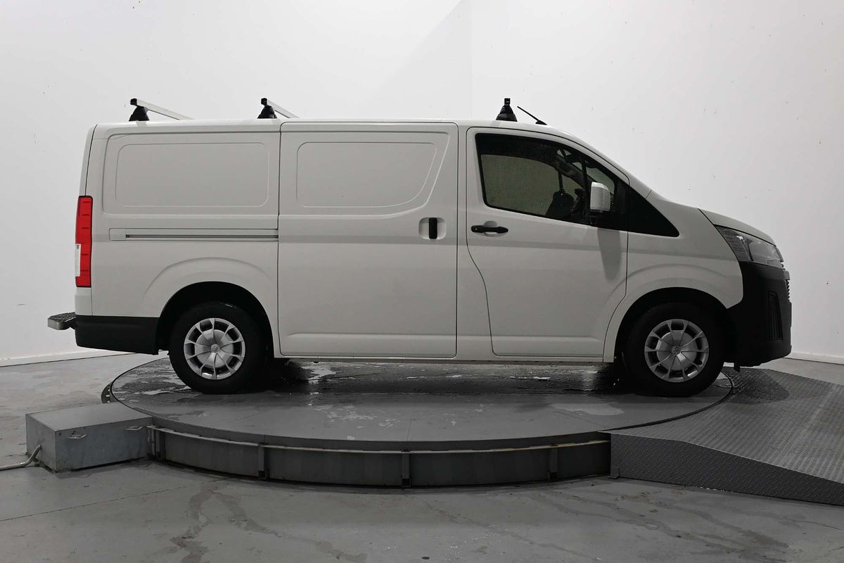 2021 Toyota Hiace GDH300R LWB
