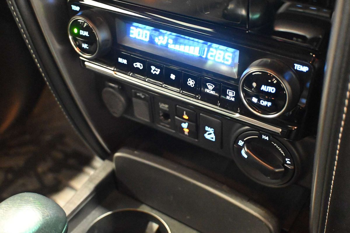 2022 Toyota Fortuner Crusade GUN156R