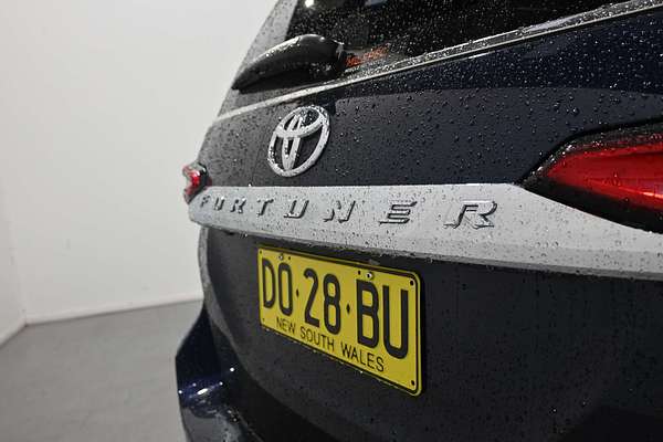 2022 Toyota Fortuner Crusade GUN156R