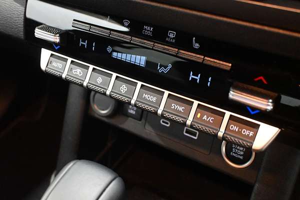 2024 Mitsubishi Triton GSR MV