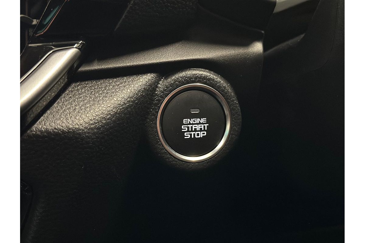 2025 Isuzu MU-X X-TERRAIN