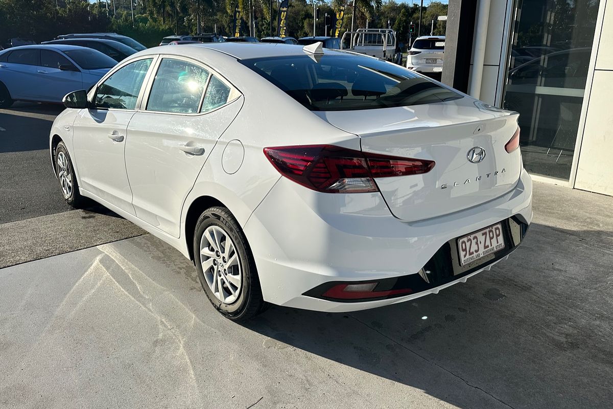 2019 Hyundai Elantra Go AD.2