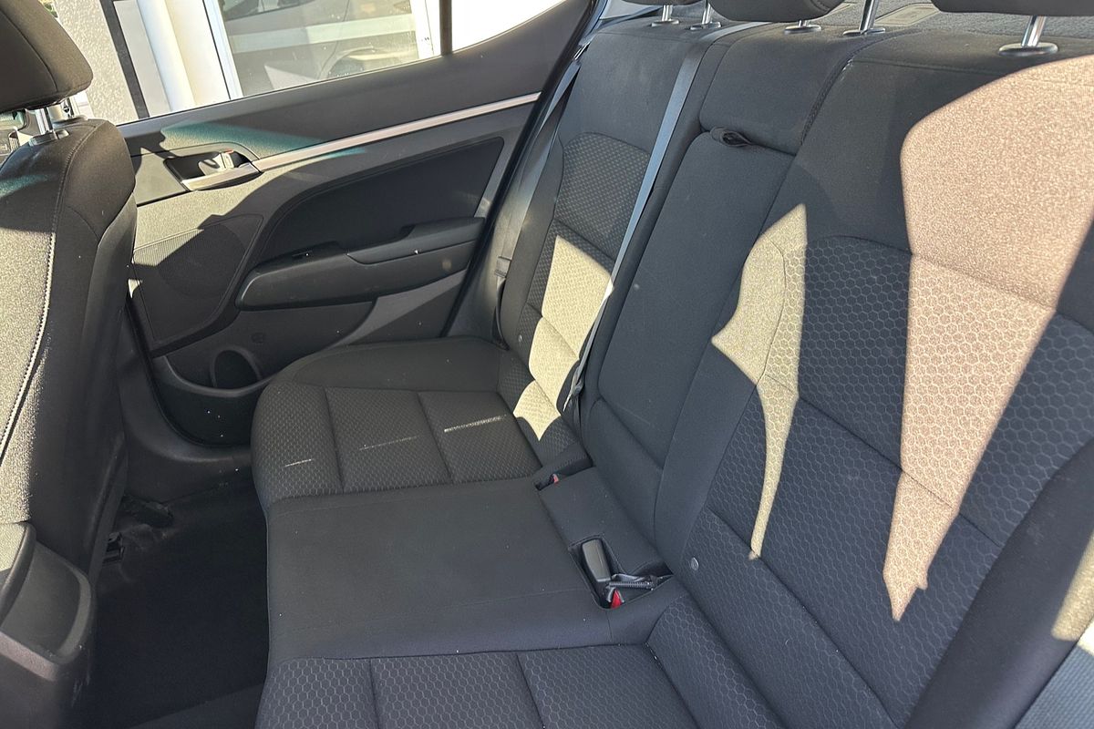 2019 Hyundai Elantra Go AD.2