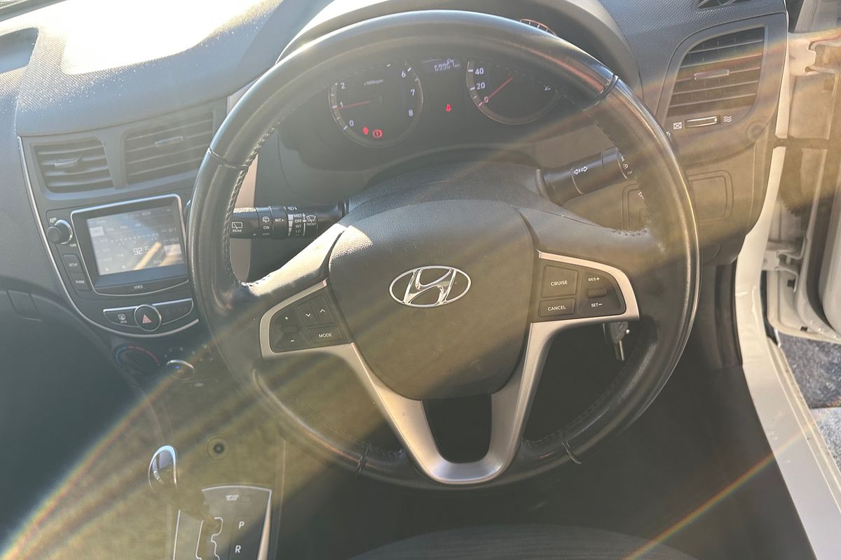 2019 Hyundai Accent Sport RB6