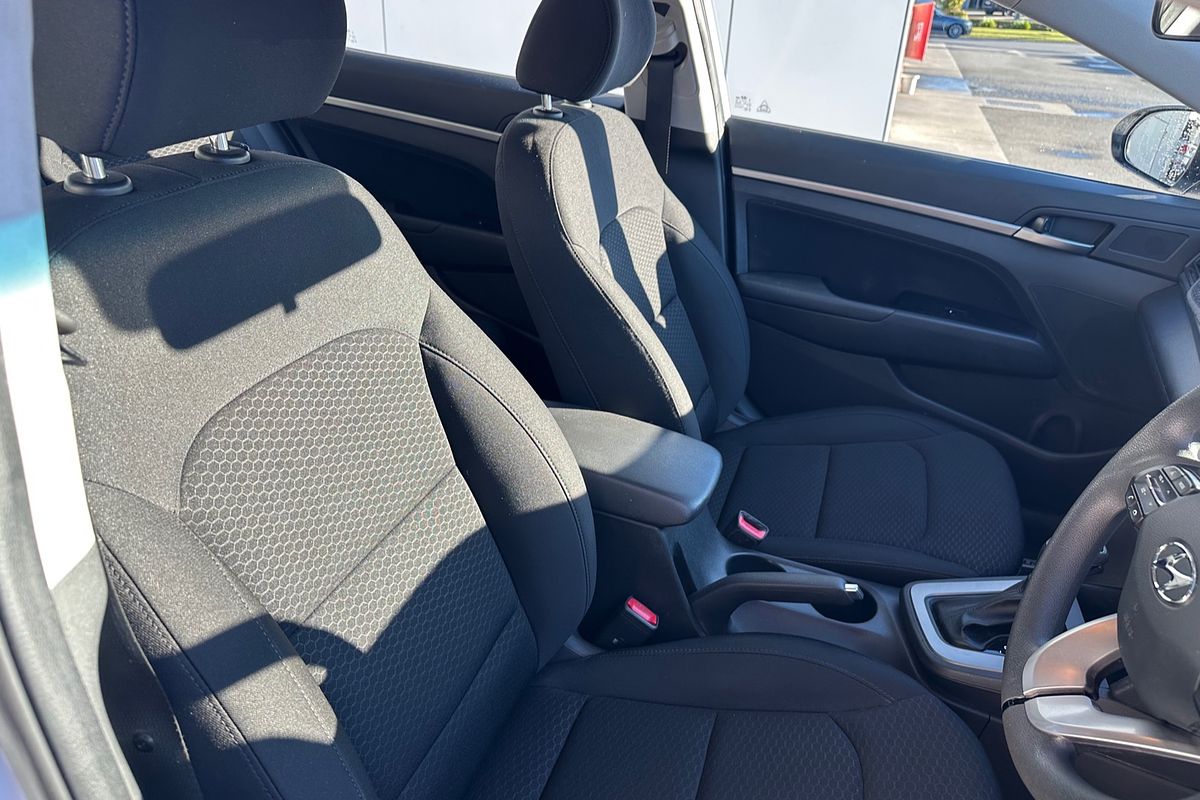 2019 Hyundai Elantra Go AD.2