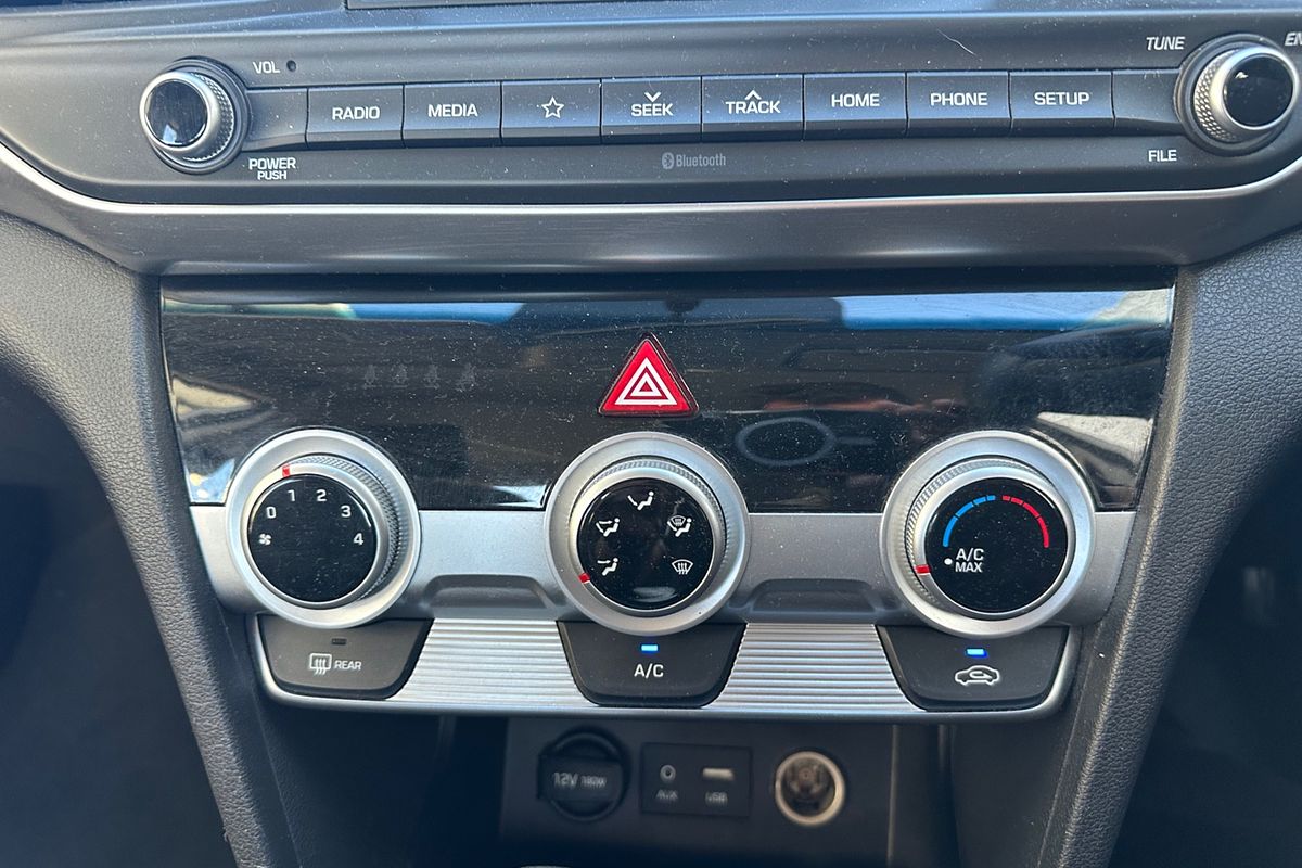 2019 Hyundai Elantra Go AD.2