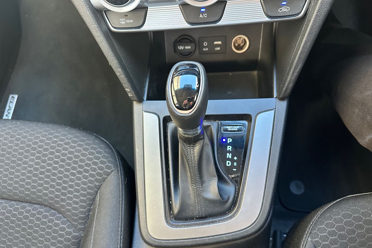 2019 Hyundai Elantra Go AD.2