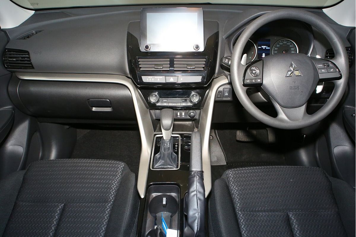 2024 Mitsubishi Eclipse Cross ES YB